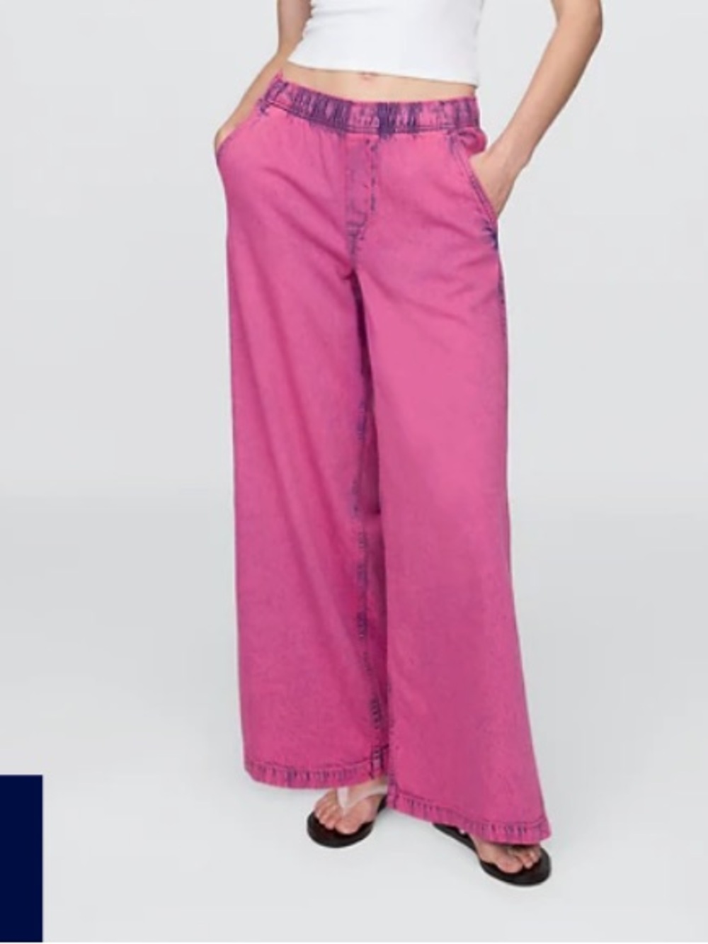 GAP Pink Rinse UltraSoft Denim wide leg jeans “Happy Pink” soft denim